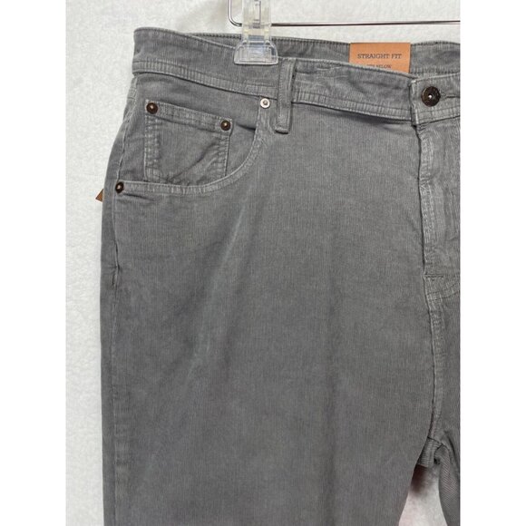 Cremieux Men's 42x30 Straight Fit Corbin Corduroy Pants Gray NWT - Picture 3 of 15